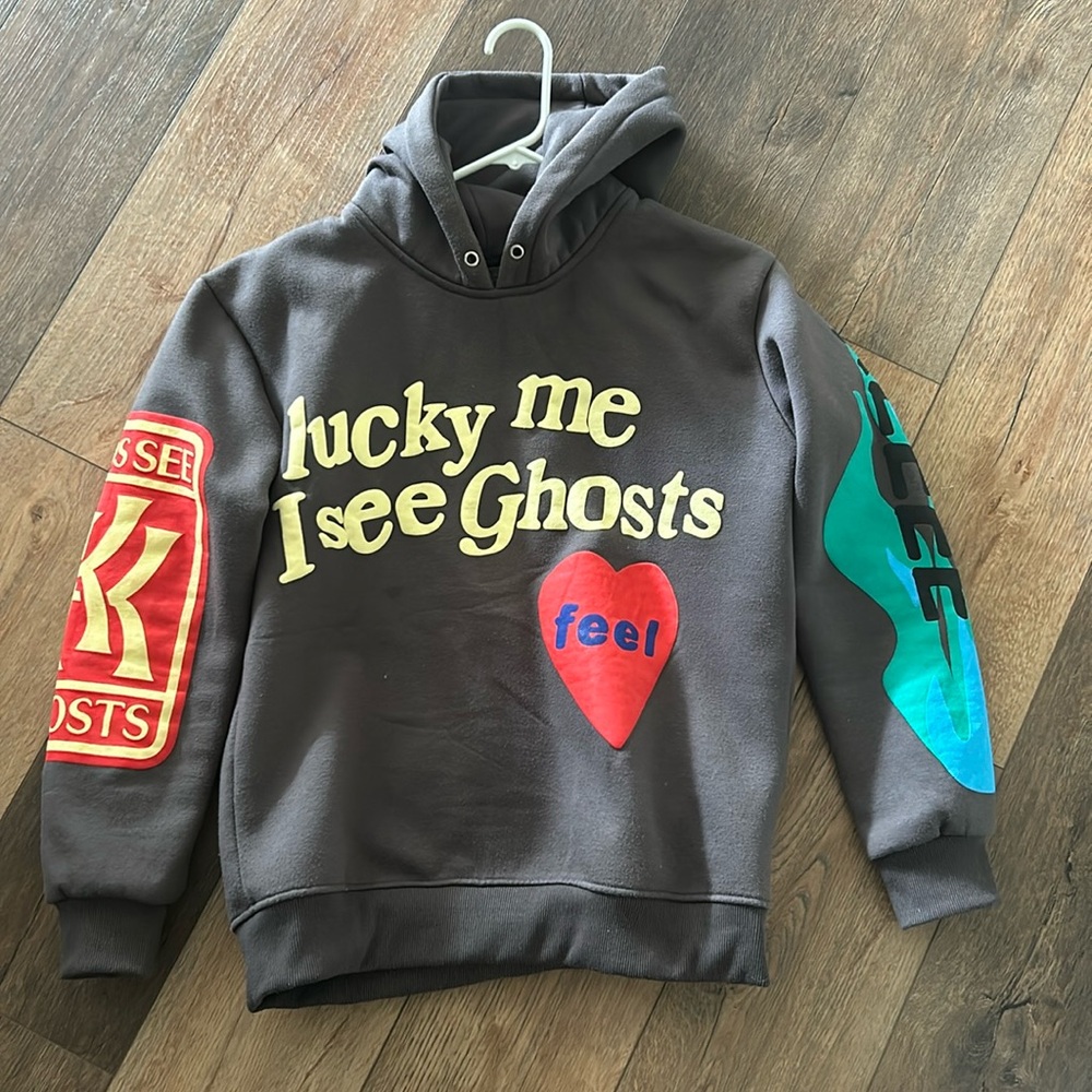 Lucky me I see ghosts hoodie extra small